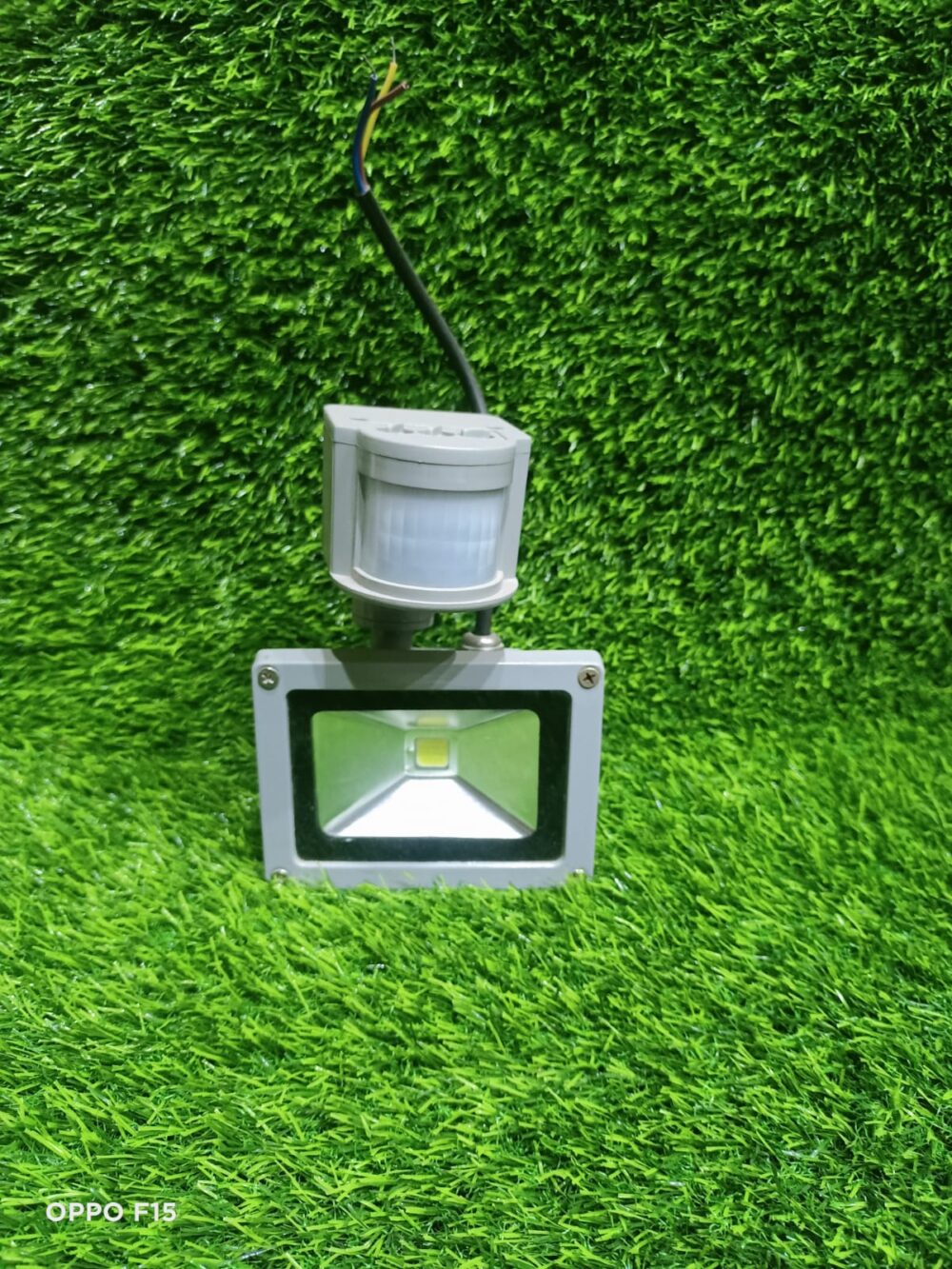 10 W SENSOR  FLOOD LIGHT