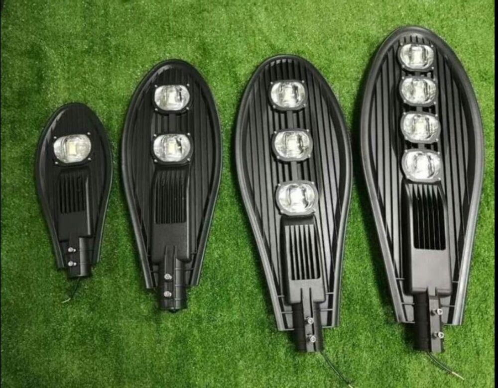 Street lights / cobra lights 50w,100w,150w,200w