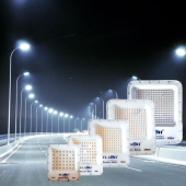 LED Flood Light (2)